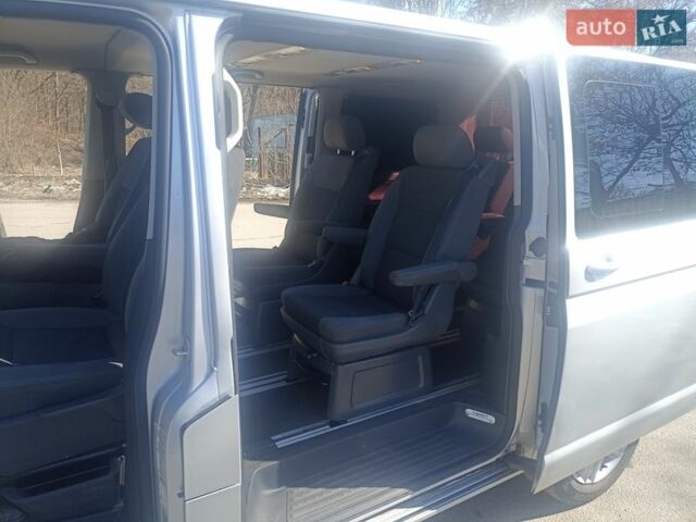 Серый Фольксваген Мультиван, объемом двигателя 1.98 л и пробегом 358 тыс. км за 19900 $, фото 16 на Automoto.ua