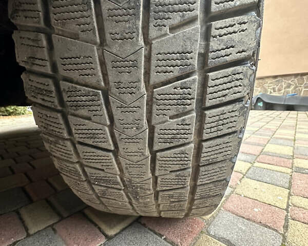 Серый Фольксваген Мультиван, объемом двигателя 1.97 л и пробегом 300 тыс. км за 14400 $, фото 62 на Automoto.ua