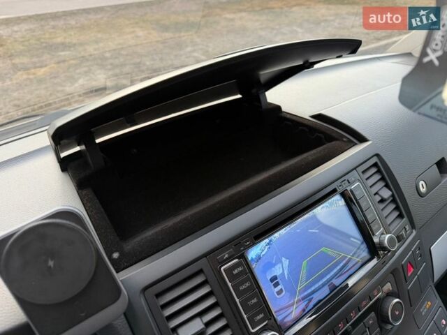 Сірий Фольксваген Мультиван, об'ємом двигуна 1.97 л та пробігом 310 тис. км за 21900 $, фото 39 на Automoto.ua