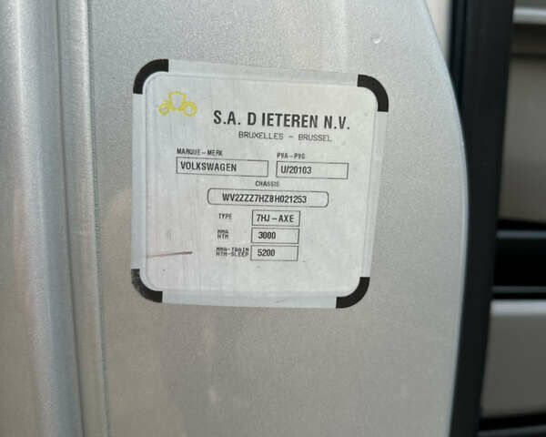 Серый Фольксваген Мультиван, объемом двигателя 1.97 л и пробегом 300 тыс. км за 14400 $, фото 28 на Automoto.ua