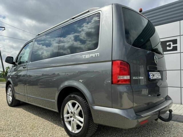 Серый Фольксваген Мультиван, объемом двигателя 2 л и пробегом 212 тыс. км за 7700 $, фото 5 на Automoto.ua