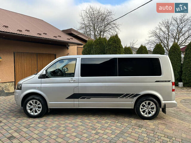 Серый Фольксваген Мультиван, объемом двигателя 1.97 л и пробегом 300 тыс. км за 14400 $, фото 12 на Automoto.ua