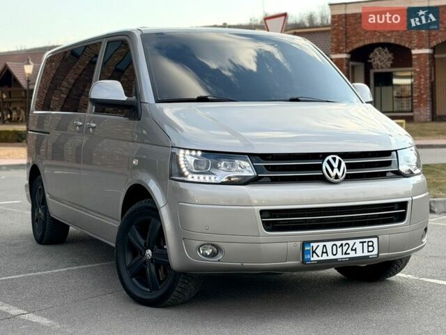 Сірий Фольксваген Мультиван, об'ємом двигуна 1.97 л та пробігом 310 тис. км за 21900 $, фото 1 на Automoto.ua