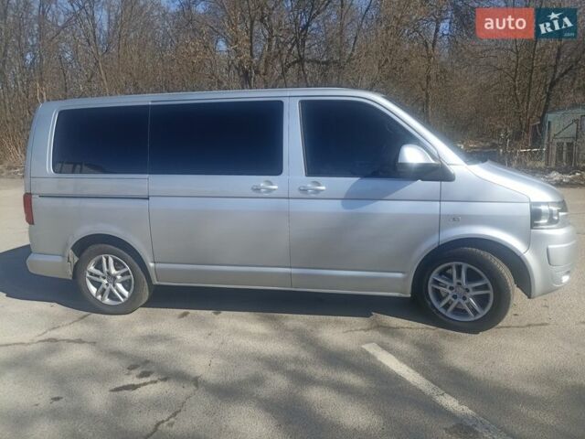 Серый Фольксваген Мультиван, объемом двигателя 1.98 л и пробегом 358 тыс. км за 19900 $, фото 43 на Automoto.ua