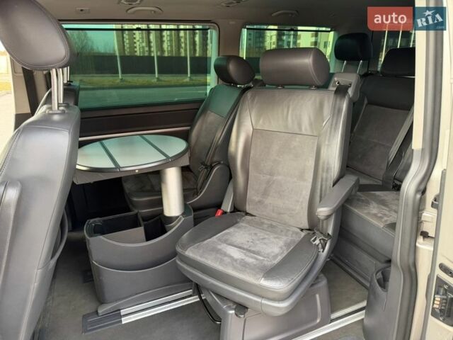 Сірий Фольксваген Мультиван, об'ємом двигуна 1.97 л та пробігом 310 тис. км за 21900 $, фото 53 на Automoto.ua