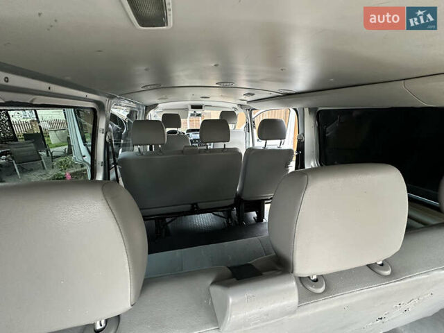 Серый Фольксваген Мультиван, объемом двигателя 1.97 л и пробегом 300 тыс. км за 14400 $, фото 41 на Automoto.ua