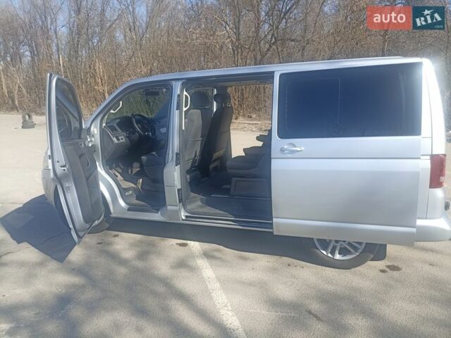 Серый Фольксваген Мультиван, объемом двигателя 1.98 л и пробегом 358 тыс. км за 19900 $, фото 18 на Automoto.ua