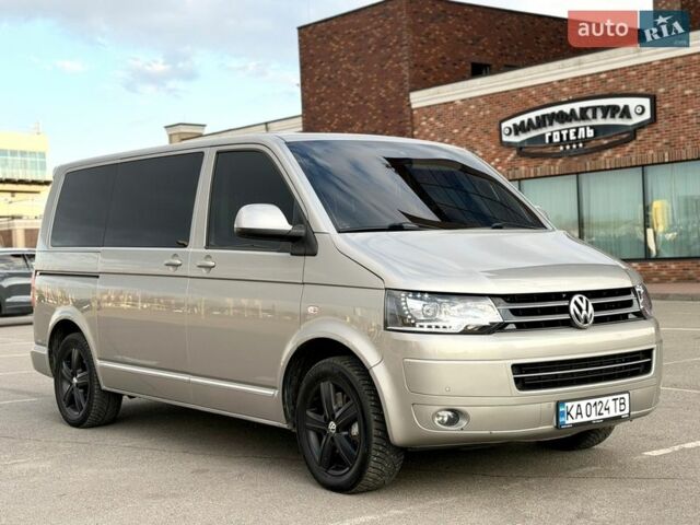 Сірий Фольксваген Мультиван, об'ємом двигуна 1.97 л та пробігом 310 тис. км за 21900 $, фото 12 на Automoto.ua