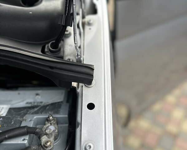 Серый Фольксваген Мультиван, объемом двигателя 1.97 л и пробегом 300 тыс. км за 14400 $, фото 61 на Automoto.ua