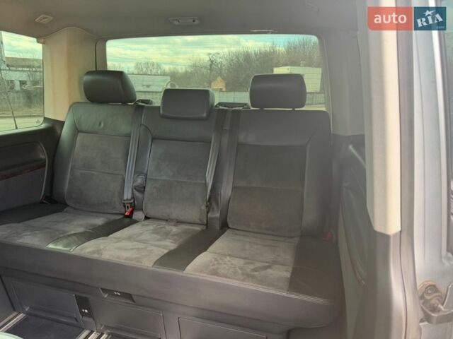 Серый Фольксваген Мультиван, объемом двигателя 2 л и пробегом 199 тыс. км за 24000 $, фото 10 на Automoto.ua