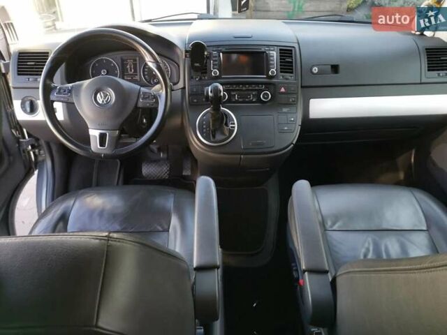 Сірий Фольксваген Мультиван, об'ємом двигуна 1.98 л та пробігом 212 тис. км за 15500 $, фото 8 на Automoto.ua