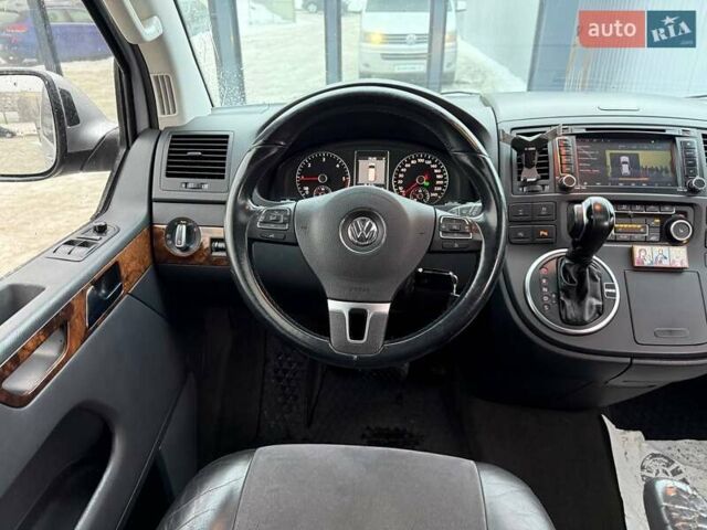 Сірий Фольксваген Мультиван, об'ємом двигуна 1.97 л та пробігом 358 тис. км за 22990 $, фото 14 на Automoto.ua