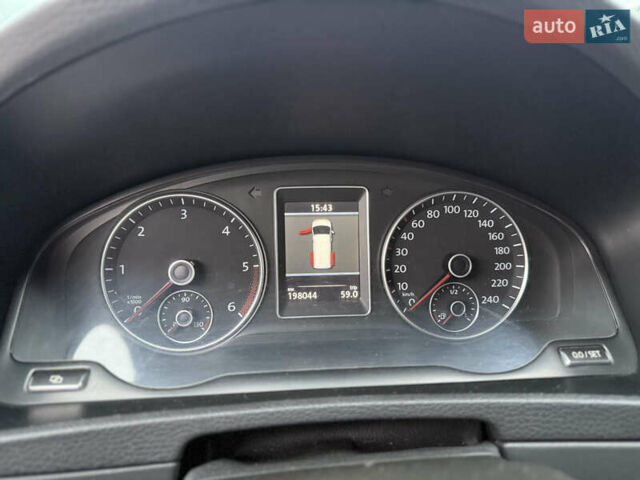 Серый Фольксваген Мультиван, объемом двигателя 1.98 л и пробегом 198 тыс. км за 22000 $, фото 50 на Automoto.ua