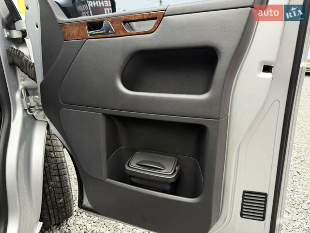 Серый Фольксваген Мультиван, объемом двигателя 1.97 л и пробегом 199 тыс. км за 21700 $, фото 34 на Automoto.ua