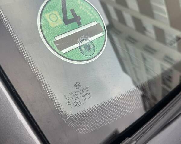 Серый Фольксваген Мультиван, объемом двигателя 1.97 л и пробегом 203 тыс. км за 23600 $, фото 13 на Automoto.ua