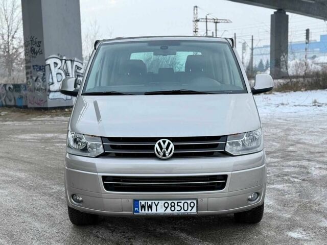 Серый Фольксваген Мультиван, объемом двигателя 2 л и пробегом 154 тыс. км за 9200 $, фото 23 на Automoto.ua