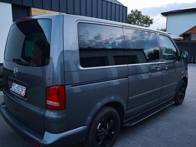 Сірий Фольксваген Мультиван, об'ємом двигуна 2 л та пробігом 212 тис. км за 8100 $, фото 6 на Automoto.ua