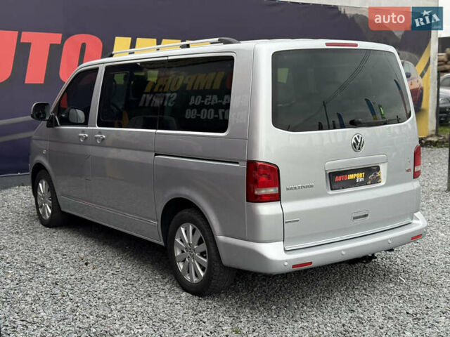Серый Фольксваген Мультиван, объемом двигателя 1.98 л и пробегом 198 тыс. км за 22000 $, фото 4 на Automoto.ua