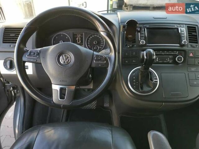 Сірий Фольксваген Мультиван, об'ємом двигуна 1.98 л та пробігом 212 тис. км за 15500 $, фото 7 на Automoto.ua