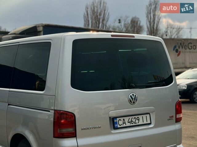 Сірий Фольксваген Мультиван, об'ємом двигуна 1.98 л та пробігом 280 тис. км за 17700 $, фото 8 на Automoto.ua