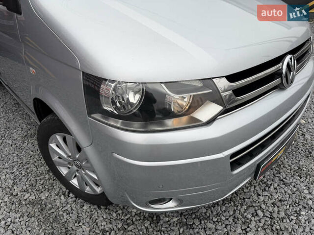 Серый Фольксваген Мультиван, объемом двигателя 1.97 л и пробегом 199 тыс. км за 21700 $, фото 6 на Automoto.ua