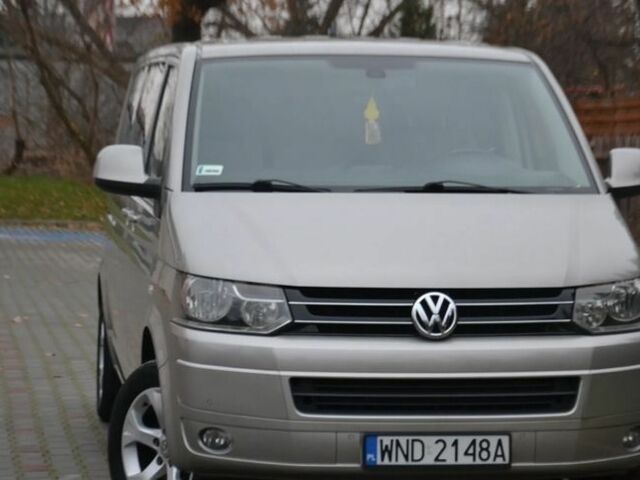Серый Фольксваген Мультиван, объемом двигателя 2 л и пробегом 198 тыс. км за 8800 $, фото 8 на Automoto.ua