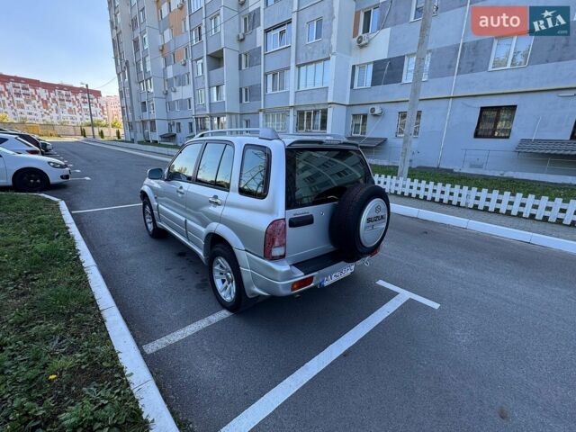 Серый Фольксваген Мультиван, объемом двигателя 2 л и пробегом 280 тыс. км за 23950 $, фото 44 на Automoto.ua
