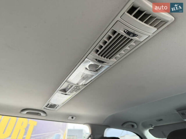 Серый Фольксваген Мультиван, объемом двигателя 1.97 л и пробегом 199 тыс. км за 21700 $, фото 32 на Automoto.ua