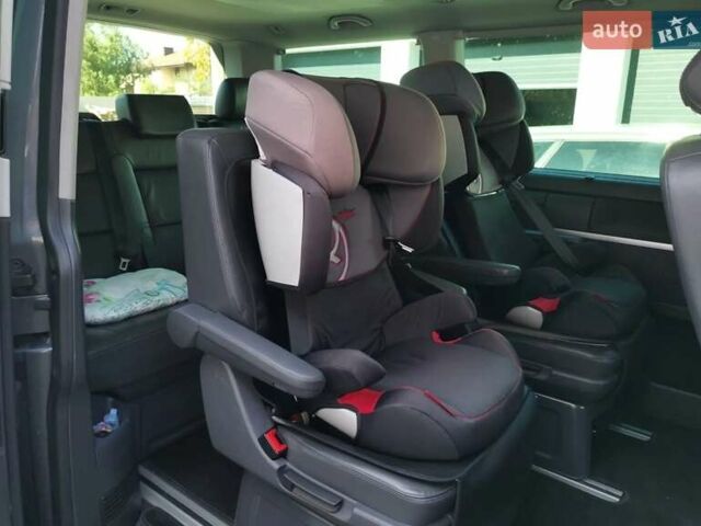 Сірий Фольксваген Мультиван, об'ємом двигуна 1.98 л та пробігом 212 тис. км за 15500 $, фото 11 на Automoto.ua