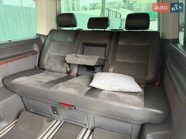 Сірий Фольксваген Мультиван, об'ємом двигуна 1.97 л та пробігом 358 тис. км за 22990 $, фото 10 на Automoto.ua