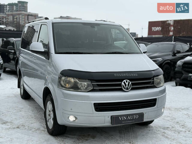 Серый Фольксваген Мультиван, объемом двигателя 1.97 л и пробегом 239 тыс. км за 24500 $, фото 4 на Automoto.ua