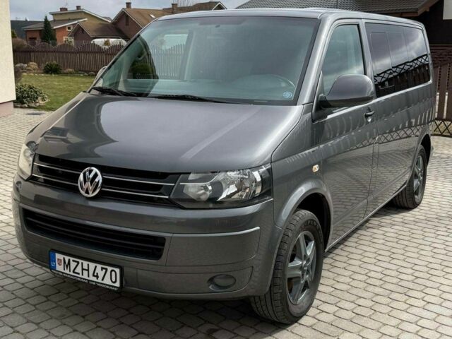 Сірий Фольксваген Мультиван, об'ємом двигуна 2 л та пробігом 253 тис. км за 9500 $, фото 11 на Automoto.ua