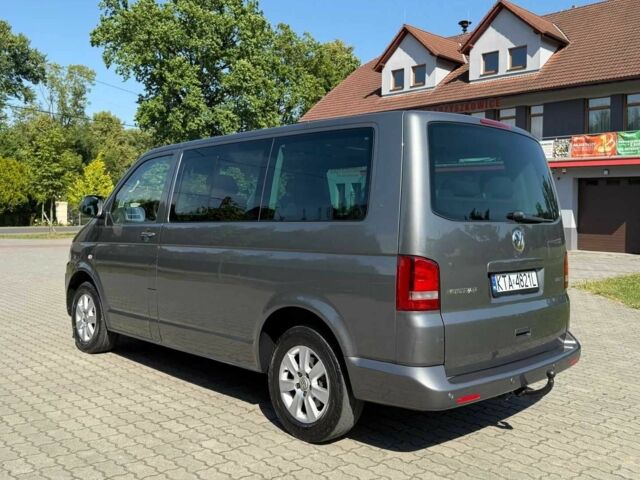 Серый Фольксваген Мультиван, объемом двигателя 2 л и пробегом 199 тыс. км за 8650 $, фото 6 на Automoto.ua