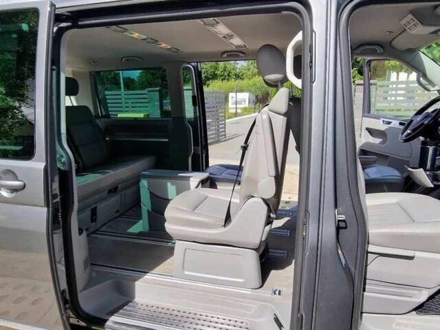 Сірий Фольксваген Мультиван, об'ємом двигуна 2 л та пробігом 222 тис. км за 8400 $, фото 14 на Automoto.ua