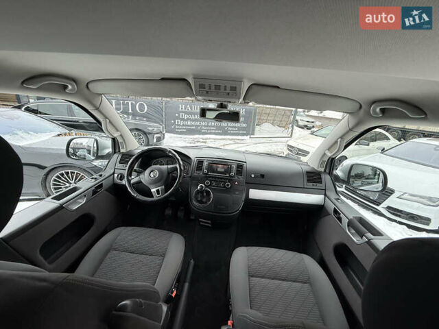 Серый Фольксваген Мультиван, объемом двигателя 1.97 л и пробегом 239 тыс. км за 24500 $, фото 45 на Automoto.ua