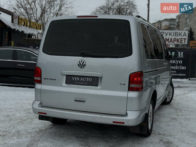 Серый Фольксваген Мультиван, объемом двигателя 1.97 л и пробегом 239 тыс. км за 24500 $, фото 20 на Automoto.ua
