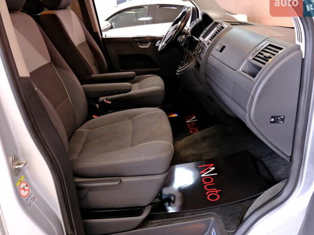 Сірий Фольксваген Мультиван, об'ємом двигуна 1.97 л та пробігом 220 тис. км за 20900 $, фото 26 на Automoto.ua