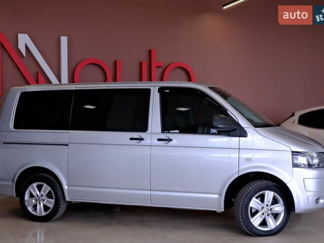 Сірий Фольксваген Мультиван, об'ємом двигуна 1.97 л та пробігом 220 тис. км за 20900 $, фото 7 на Automoto.ua