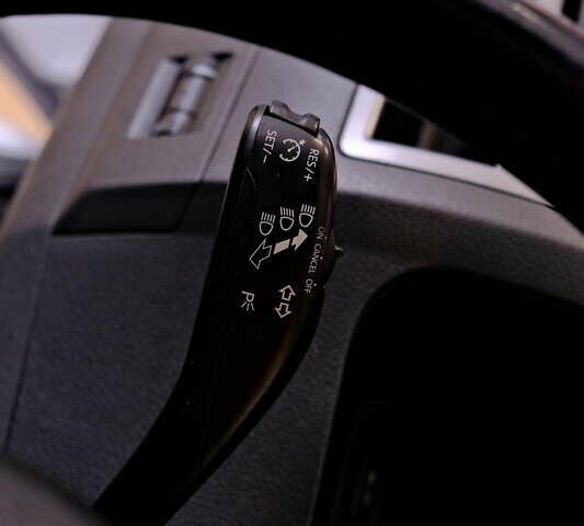 Сірий Фольксваген Мультиван, об'ємом двигуна 1.97 л та пробігом 220 тис. км за 20900 $, фото 17 на Automoto.ua