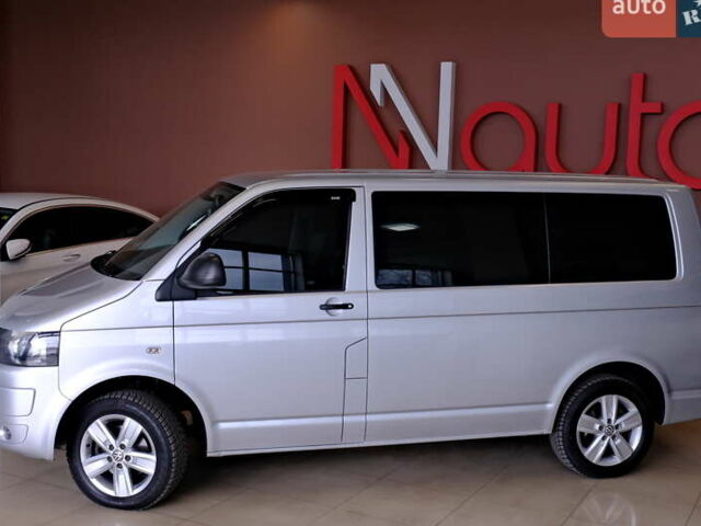 Сірий Фольксваген Мультиван, об'ємом двигуна 1.97 л та пробігом 220 тис. км за 20900 $, фото 11 на Automoto.ua