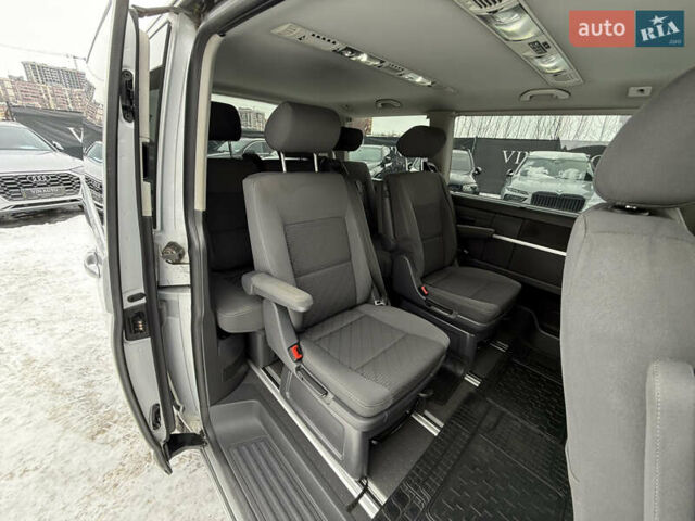 Серый Фольксваген Мультиван, объемом двигателя 1.97 л и пробегом 239 тыс. км за 24500 $, фото 29 на Automoto.ua