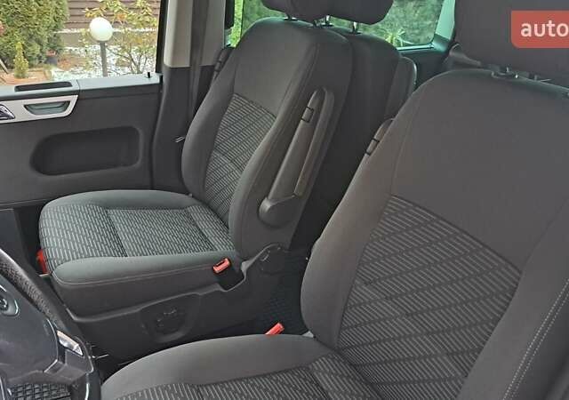 Сірий Фольксваген Мультиван, об'ємом двигуна 1.97 л та пробігом 265 тис. км за 21800 $, фото 19 на Automoto.ua