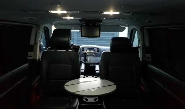 Серый Фольксваген Мультиван, объемом двигателя 2 л и пробегом 130 тыс. км за 9200 $, фото 11 на Automoto.ua