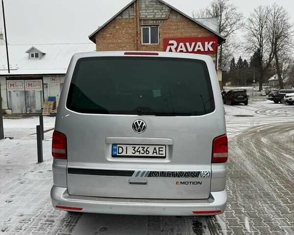 Сірий Фольксваген Мультиван, об'ємом двигуна 1.97 л та пробігом 265 тис. км за 21800 $, фото 4 на Automoto.ua