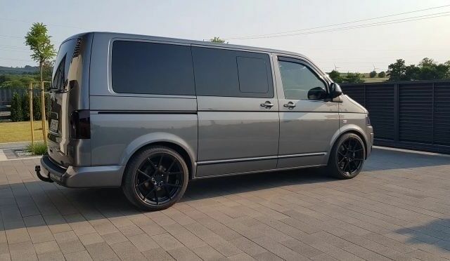 Фольксваген Мультиван 2013 у Києві на Automoto.ua Сірий Фольксваген Мультиван, об'ємом двигуна 2 л та пробігом 130 тис. км за 8800 $, фото 3 на Automoto.ua