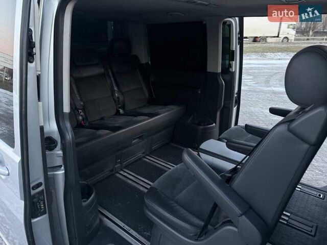 Серый Фольксваген Мультиван, объемом двигателя 2 л и пробегом 153 тыс. км за 24800 $, фото 10 на Automoto.ua