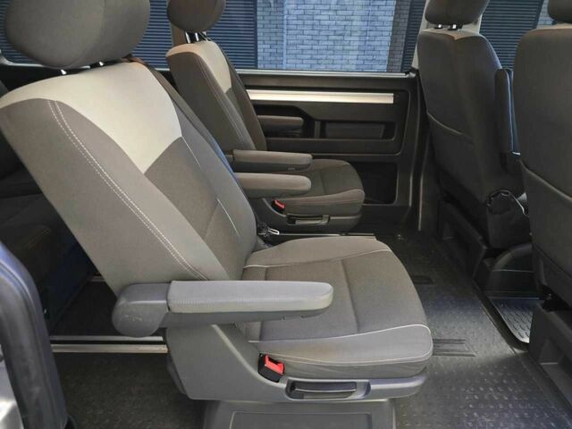 Серый Фольксваген Мультиван, объемом двигателя 1.97 л и пробегом 235 тыс. км за 19499 $, фото 15 на Automoto.ua