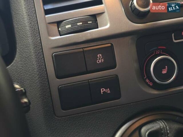 Серый Фольксваген Мультиван, объемом двигателя 1.97 л и пробегом 235 тыс. км за 19499 $, фото 50 на Automoto.ua