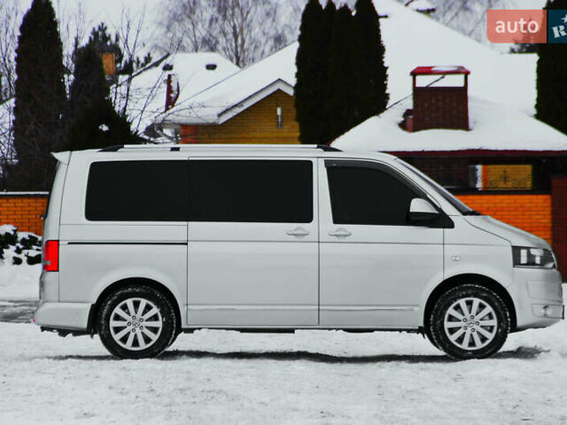Сірий Фольксваген Мультиван, об'ємом двигуна 2 л та пробігом 152 тис. км за 25700 $, фото 4 на Automoto.ua