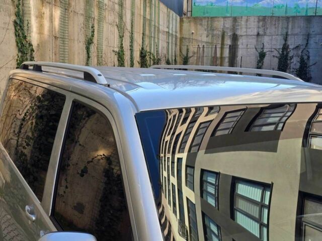 Серый Фольксваген Мультиван, объемом двигателя 1.97 л и пробегом 235 тыс. км за 19499 $, фото 1 на Automoto.ua